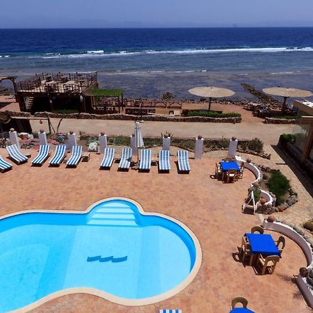 Blue Beach Club Apartment Dahab Bagian luar foto